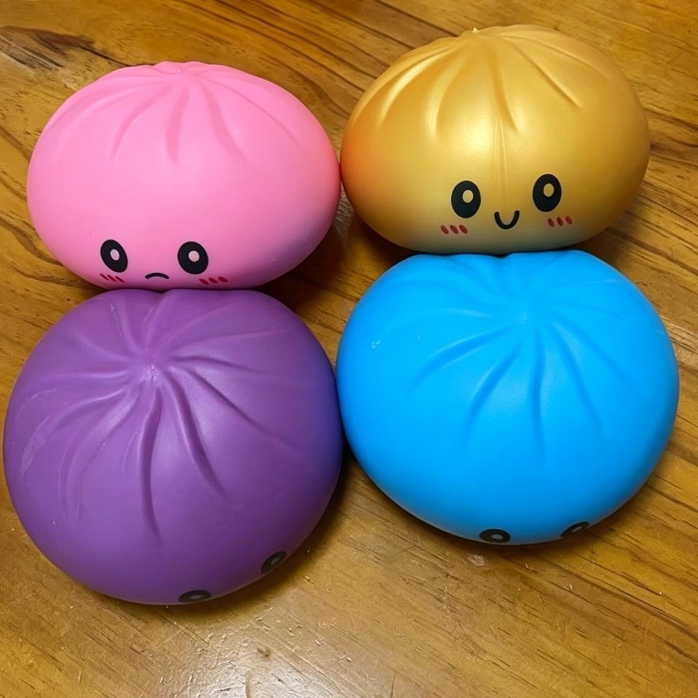 لعبة ضغط على شكل زلابية كبيرة  - مراجعة Kids Toys Dumplings وسعره