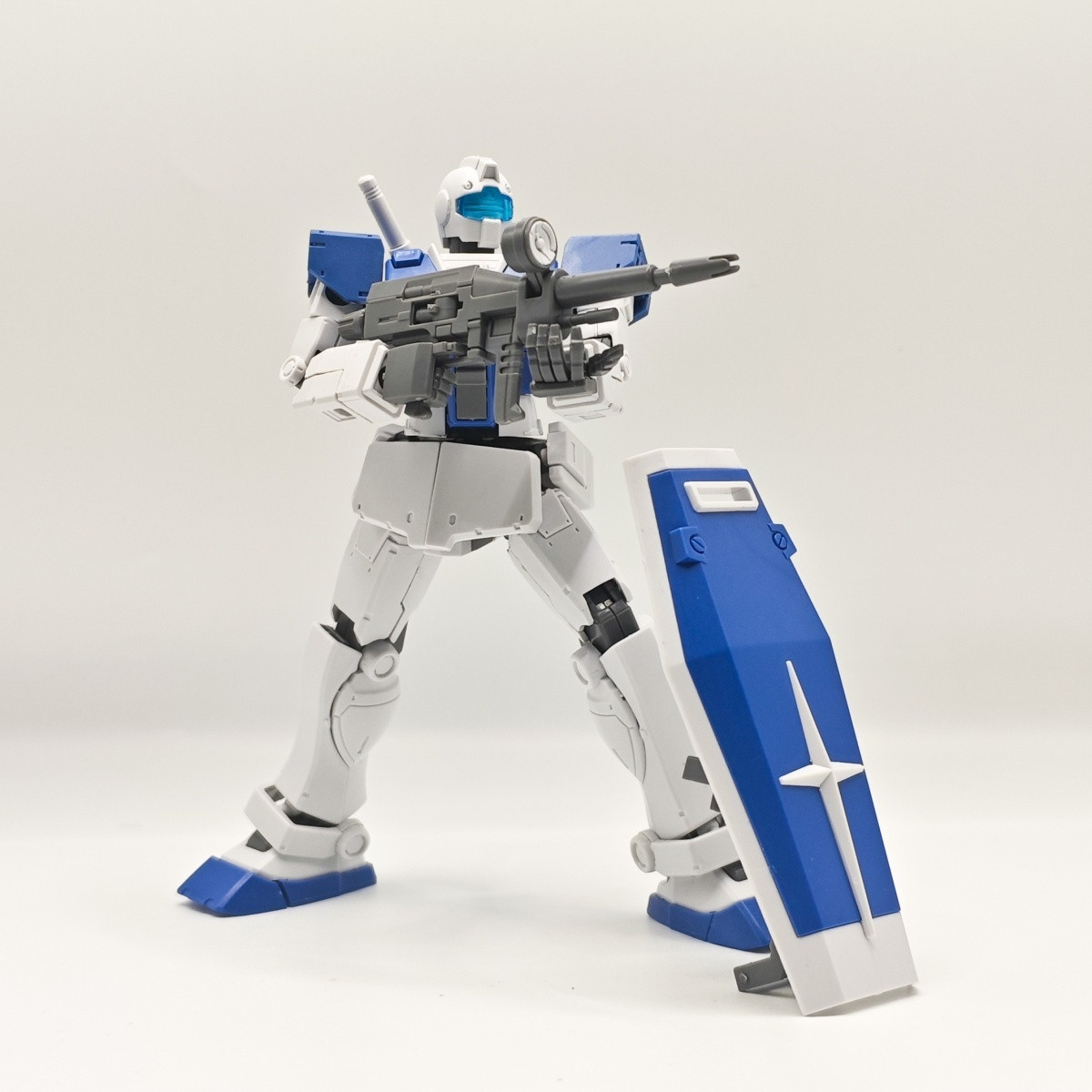 نموذج JIJI HG 1/144 RGM-79 واي - مراجعة Kids Toys Jiji وسعره