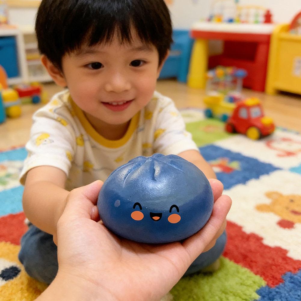 لعبة سكويشي ناعمة على شكل خبز  - مراجعة Kids Toys Dumplings وسعره