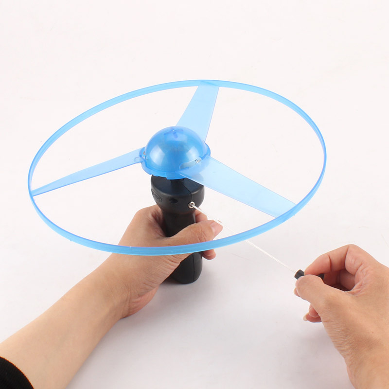 يطير لعبة مضيئة الغزل الطيارة  - مراجعة Kids Toys Stores وسعره