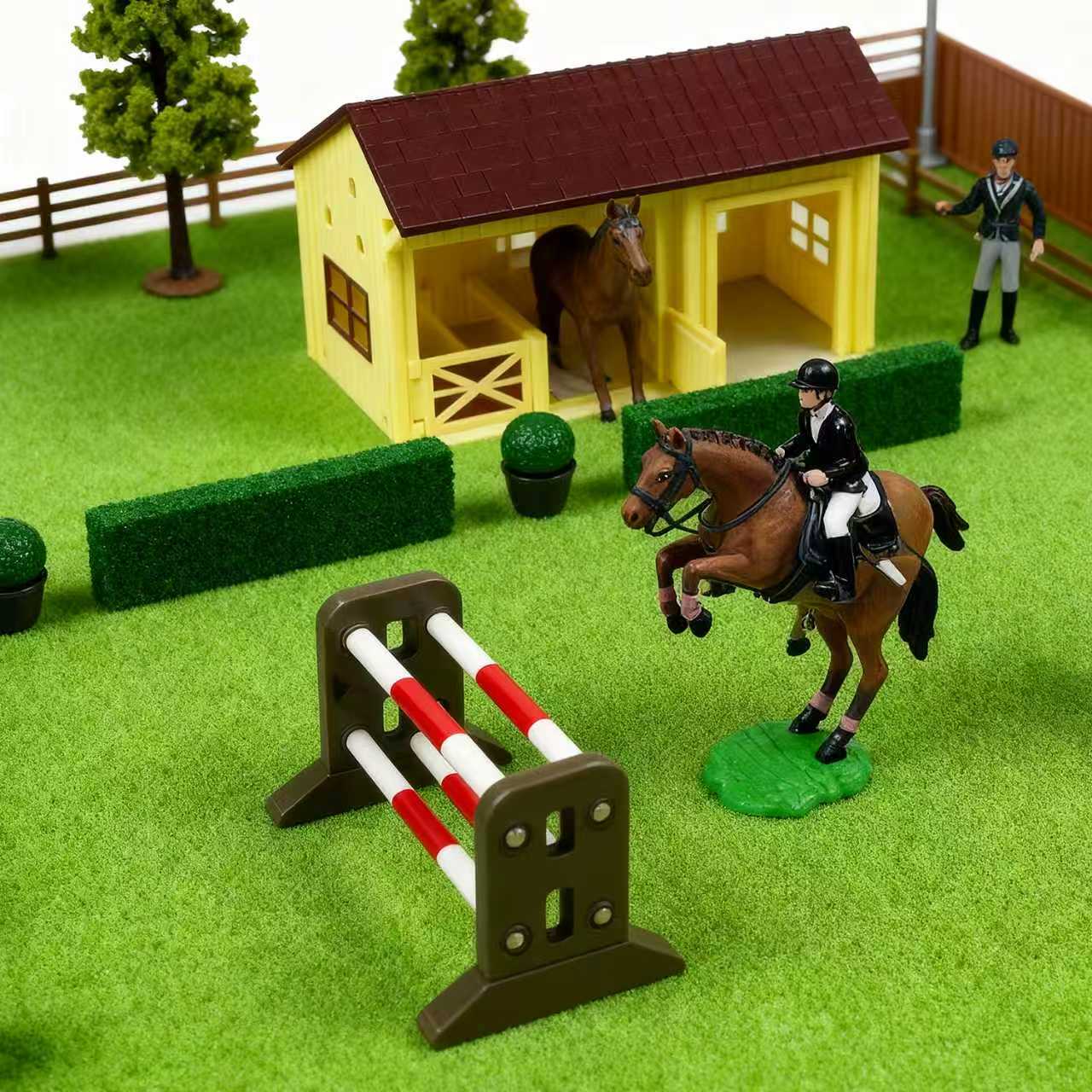 مجموعة لعب محاكاة إسطبل الخيل  - مراجعة Kids Toys Horse وسعره